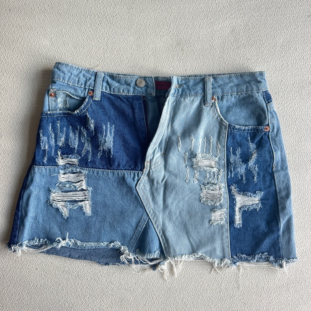 Signature 8 Mini Skirt